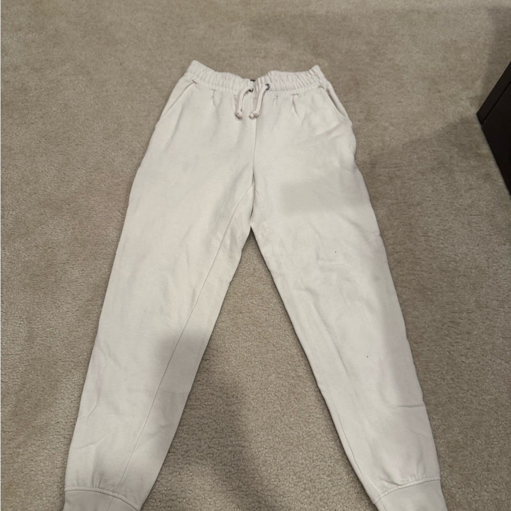 Women’s White, navy, and grey sweatpants ( north face)